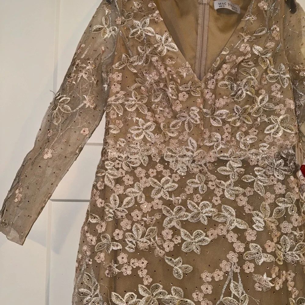 Mac Duggal Long Sleeve Lace Gown in Cream and White - Picture 5 of 9